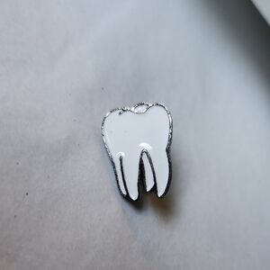 Tooth Pin New Never Worn
